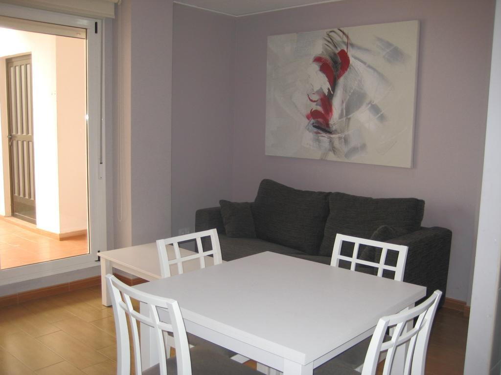 Apartamentos Avenida Almazora 12 Castellón de la Plana Szoba fotó